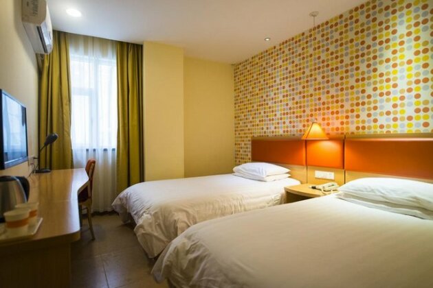 Home Inn Shanghai Nanzhan - Photo4