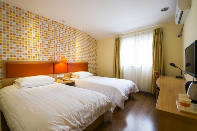 Home Inn Shanghai Nanzhan - Photo5