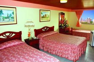 Home Inn Zhenbei Road - Photo3