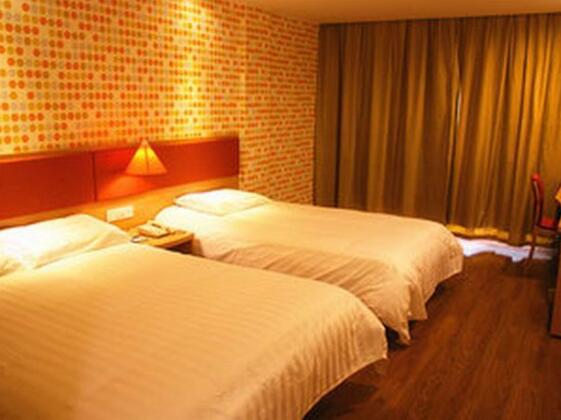 Home Inns Shanghai Hunan Road Kangqiao Hotel