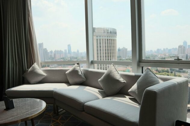 Howard Johnson Huaihai Hotel Shanghai - Photo2