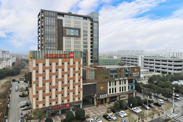 Ibis Shanghai Chengshan Road Hotel - Photo2