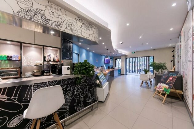Ibis Shanghai Gubei - Photo4