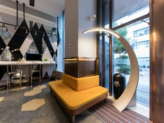 Ibis Styles Shanghai New Hongqiao Hotel - Photo4