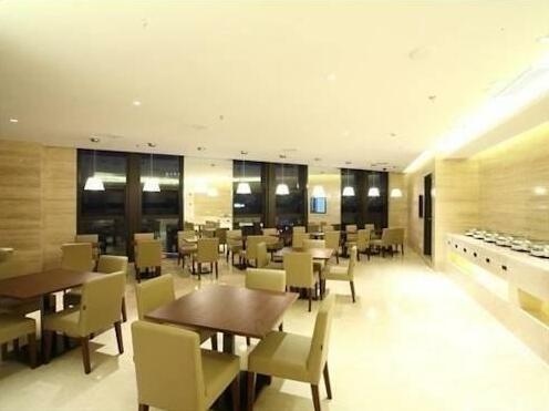 JI Hotel Gubei Shanghai - Photo4