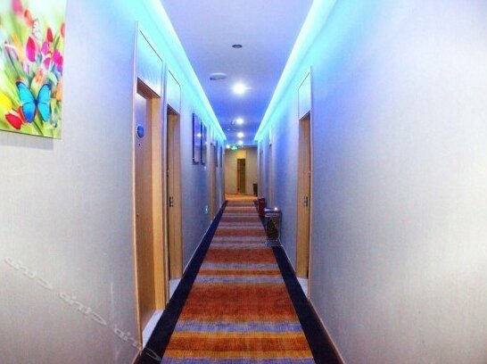 Juxin Hostel Shanghai - Photo2