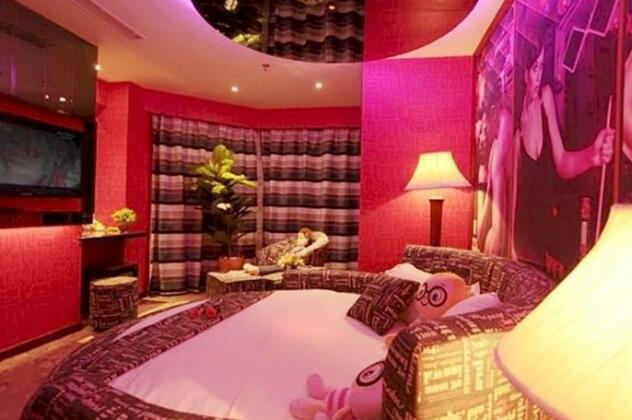 Love Theme Hotel-Shanghai Jing'an Branch - Photo2