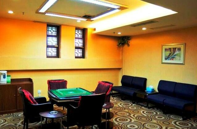 Lucky Plaza Hote - Photo2