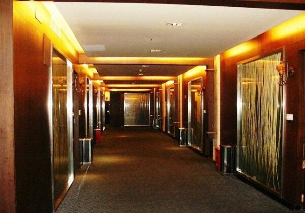 Lucky Plaza Hote - Photo5