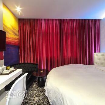 Modified Arts Theme Hotel Shanghai - Photo4