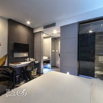 Modified Arts Theme Hotel Shanghai - Photo5