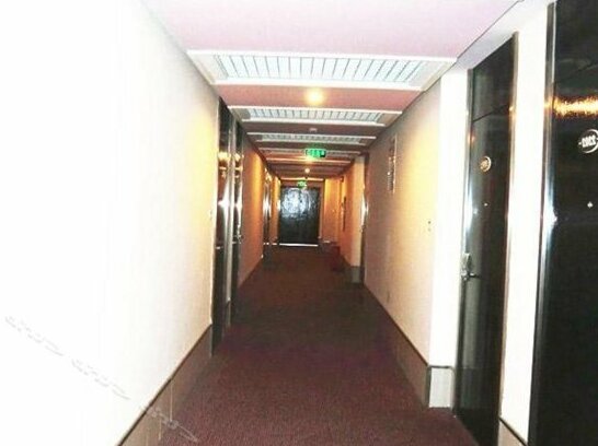 Motel 168 NanHui Huinan Branch Shanghai - Photo3
