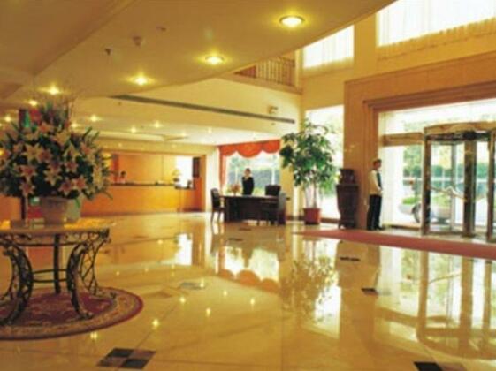 New Garden Hotel - Photo5