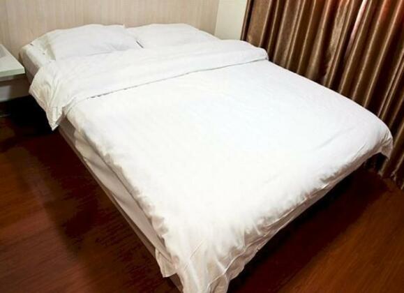 Shanghai Chenyi Hotel - Photo2