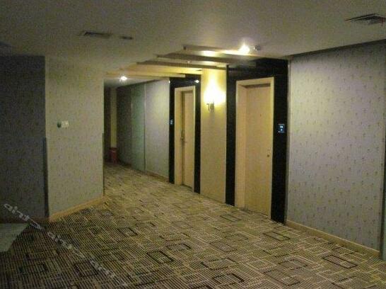 Shanghai fisherman Holiday Inn - Photo3