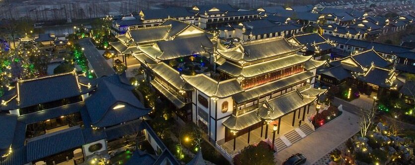 Shanghai Royal Garden Hotel - Photo2