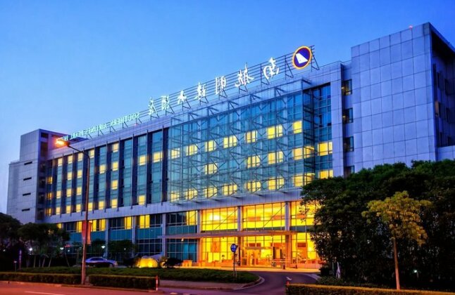 Shanghai Southern Airlines Pearl Hotel