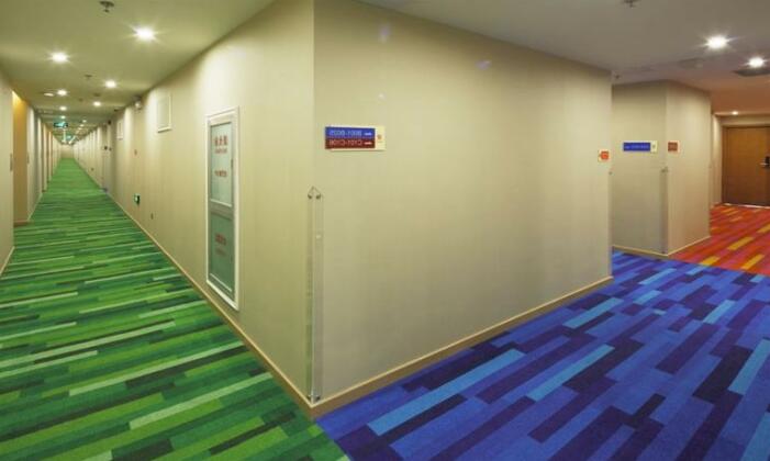 Sunrise Inn Shanghai - Photo5