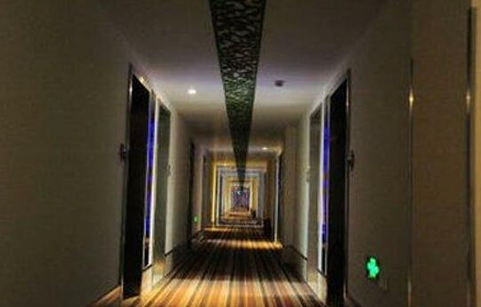 Super 8 Hotel Shanghai Xin Zhuang Qi Xin Lu - Photo2