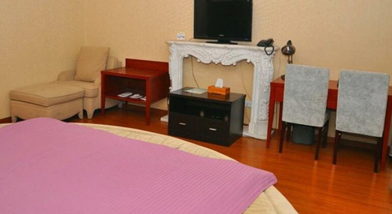 Sweet Home Hotel Shanghai - Photo4