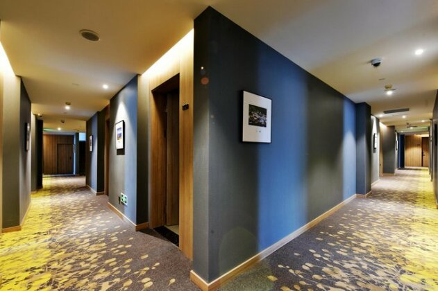 Urban Rosa Cafe&Inn - Photo4