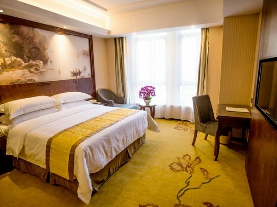 Vienna Hotel Jinshan New City Wanda Plaza - Photo5
