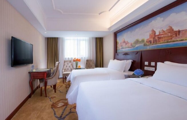 Vienna International Hotel Shanghai Songjiang - Photo2