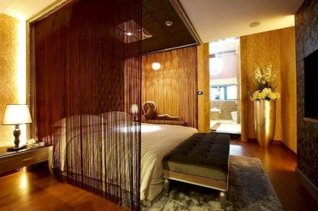 We Love Hotel - Photo4
