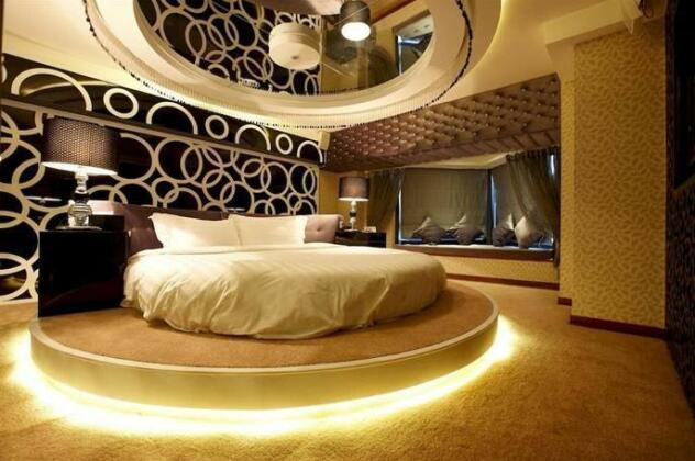 We Love Hotel - Photo5