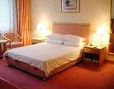 Windsor Evergreen Hotel - Photo2