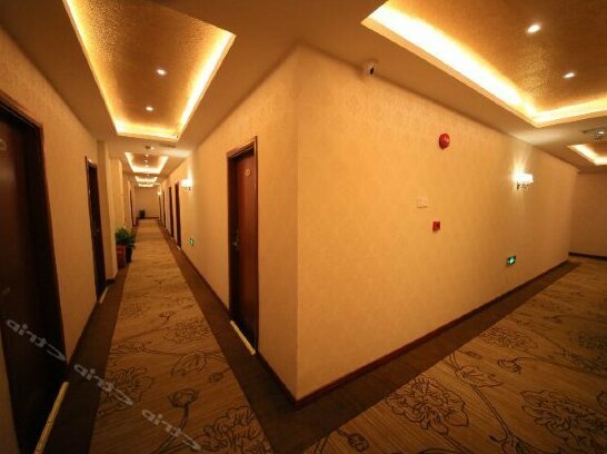 Yanjia Business Hotel Shanghai Huinan - Photo2