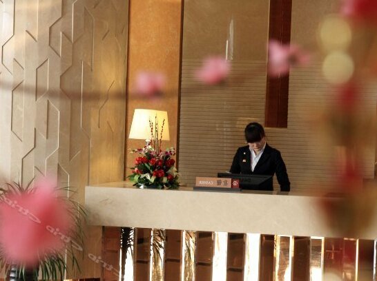 Grand Metropark Hotel Shangqiu - Photo4