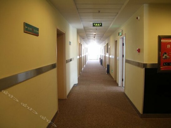 Oriental Star Chain Hotel - Photo3