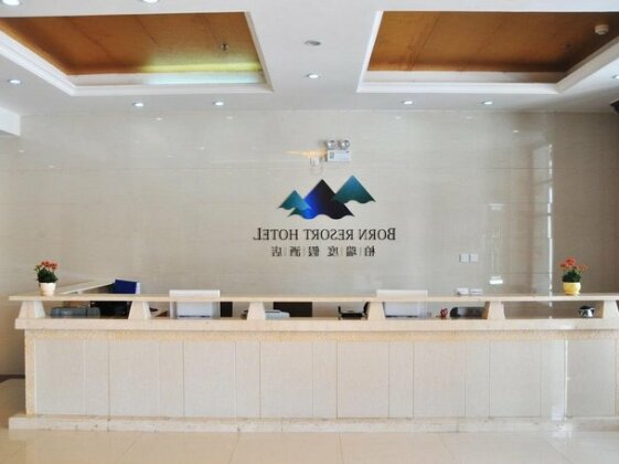 Born Resort Hotel - Photo3
