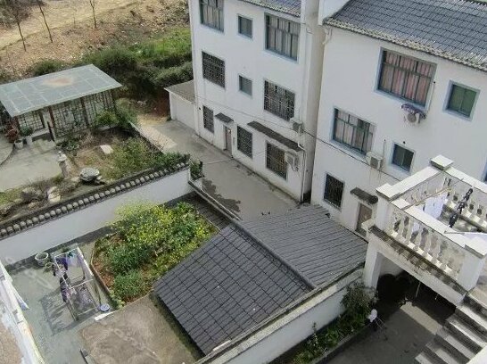 Huishu Renjia Inn