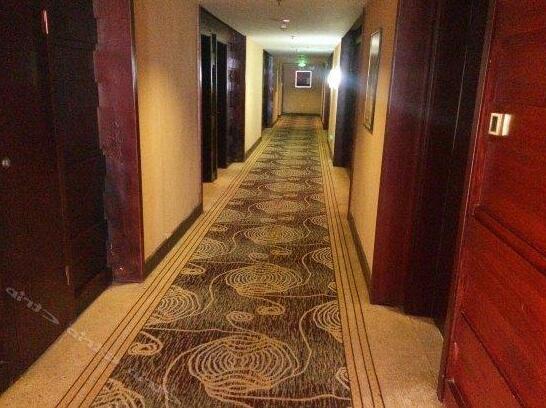 Ji Yang International Hotel - Photo4