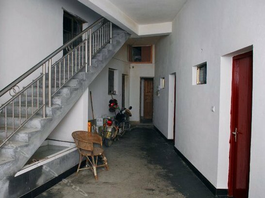 Jiangling Hostel - Photo2