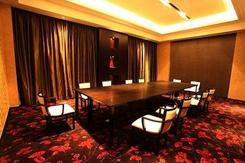 Mountain Artist Village Resort - Photo3