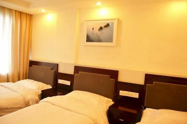 Nvshen Hotel - Photo2