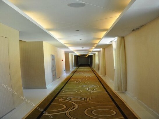 Wolong International Hotel - Photo4