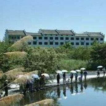 Wuyuan Rainbow Bridge Resort