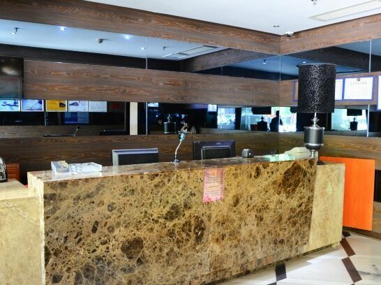 Xinjiang Zhixing Business Hotel - Photo3