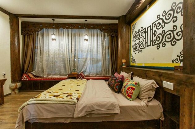Asha's Inn - Photo3