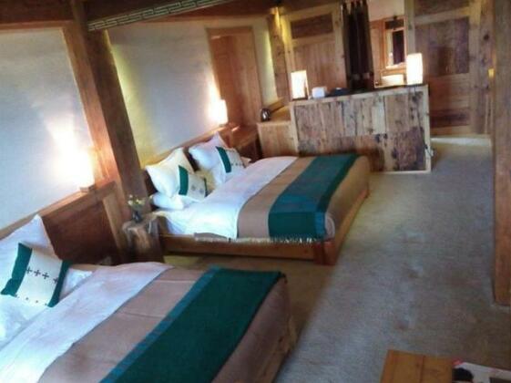 Shangri-La Dimu Retreat - Photo3