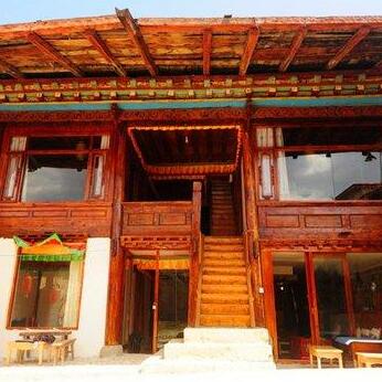 Shangri-La Hongfu Guesthouse