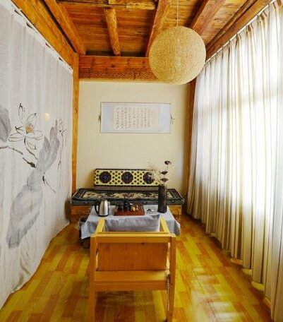 Shangri-La Memory Inn - Photo2
