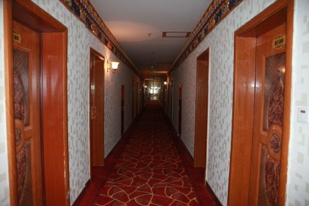 Tibet Shannan Yulong Holiday Hotel - Photo2