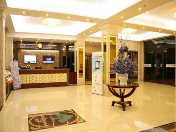 GreenTree Inn Guangdong Shantou Gurao Gugui Road Business Hotel - Photo2