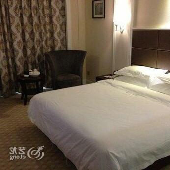 Houten Shantou Hotel - Photo2