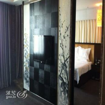 Platinum Crystal Hotel - Photo3